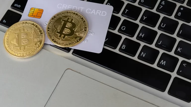 Stablecoin Yield Strategies in 2025